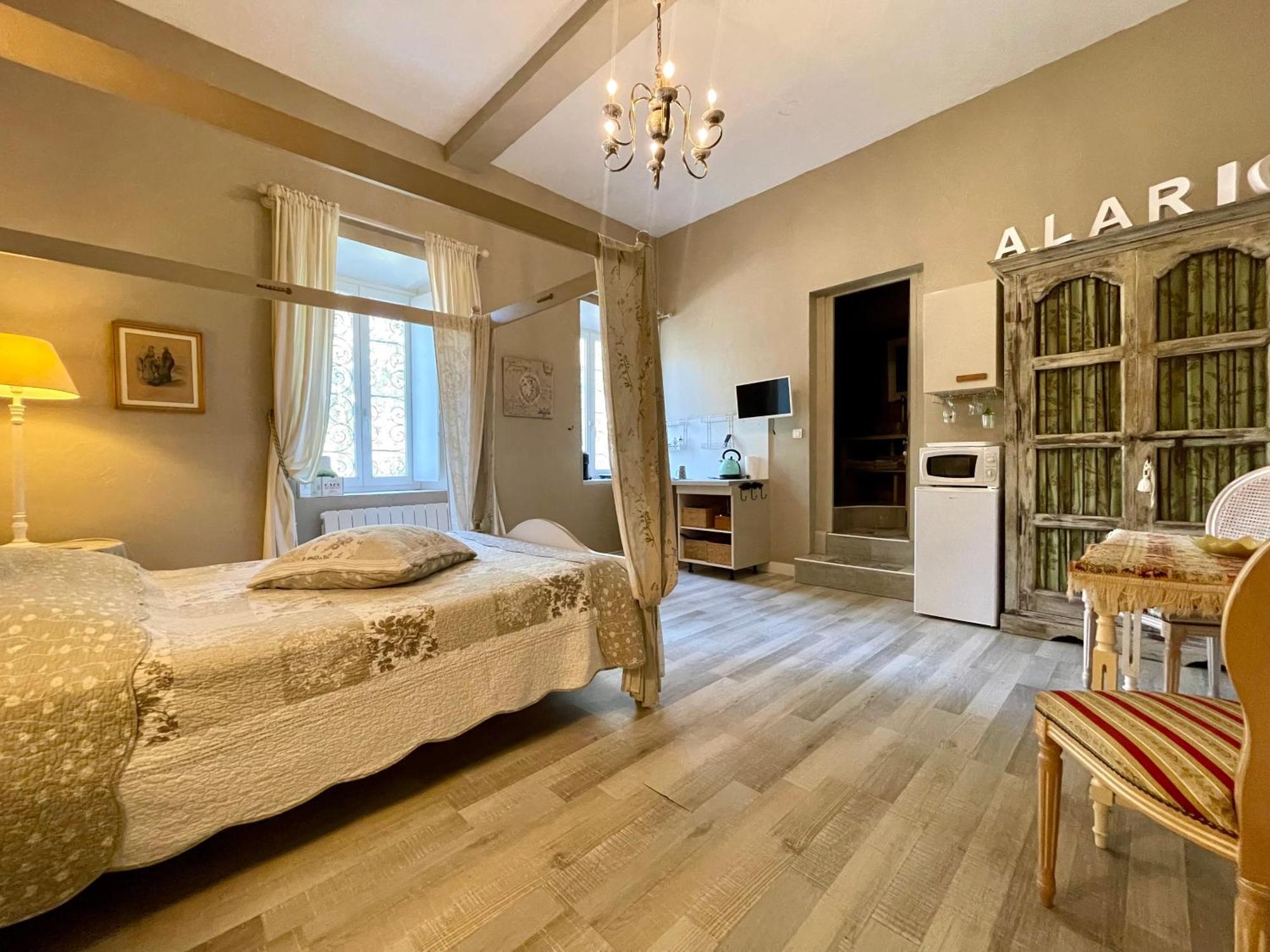 Cote Cite Appartements - Parking Prive - 100M Cite Medievale การ์กาซอน ภายนอก รูปภาพ